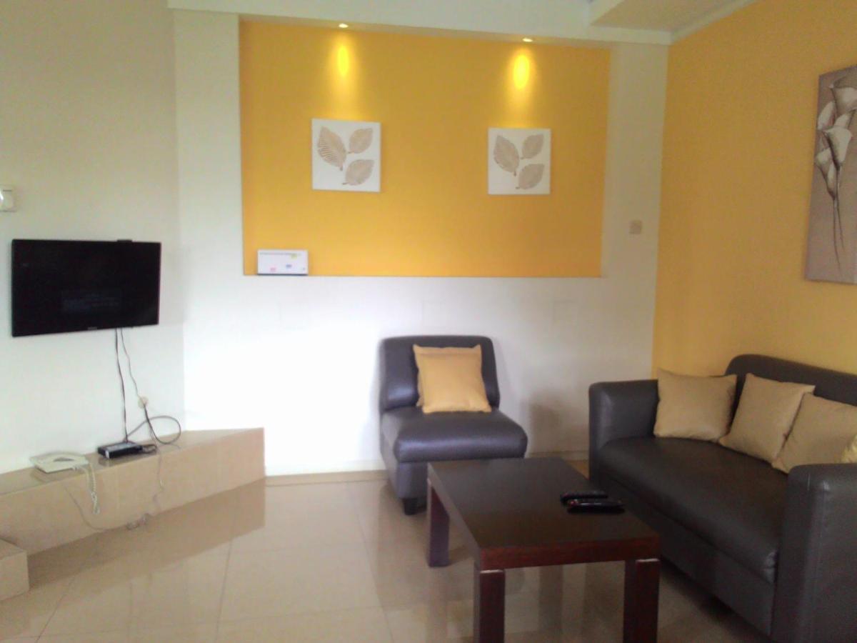 Gunung Geulis Cottages Managed By Royal Tulip Bogor Exterior photo