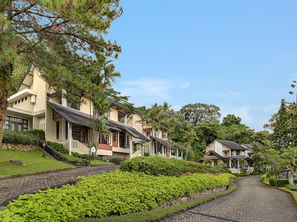 Gunung Geulis Cottages Managed By Royal Tulip Bogor Exterior photo
